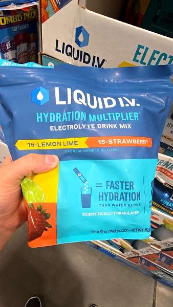 Liquid I.V. Hydration Multiplier Electrolyte Drink Mix, 15 Lemon Lime & 15 Strawberry