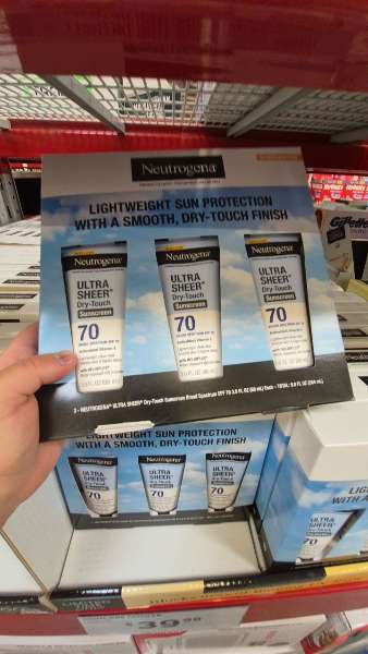 Neutrogena Ultra Sheer Dry-Touch Sunscreen SPF 70 3-Pack